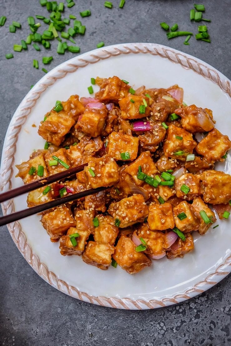 Stir-Fried Tofu with Peanut Sauce - The Foodie Takes Flight