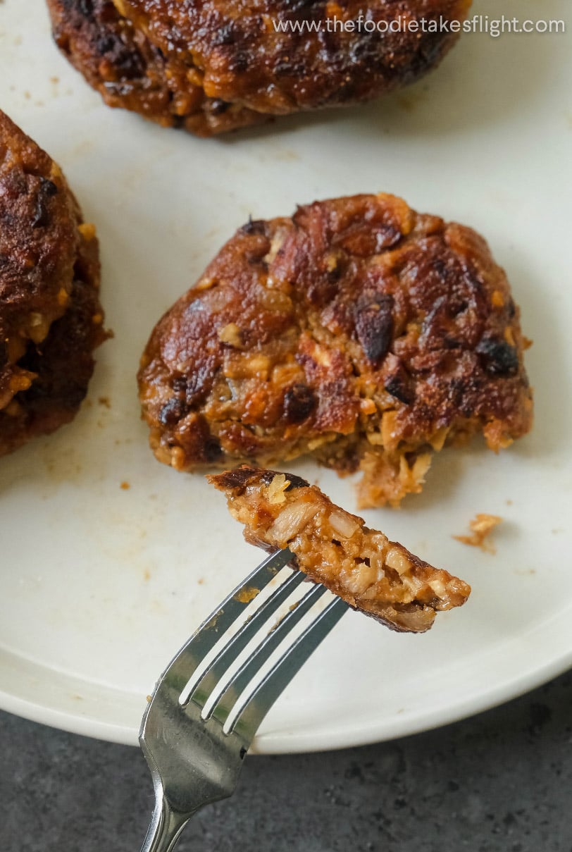 Burger Steaks and Mushroom Gravy (Jollibee Style, Vegan) The Foodie