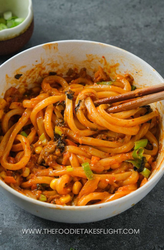 Cheesy Kimchi Udon Noodles (5 Minutes) - Okonomi Kitchen