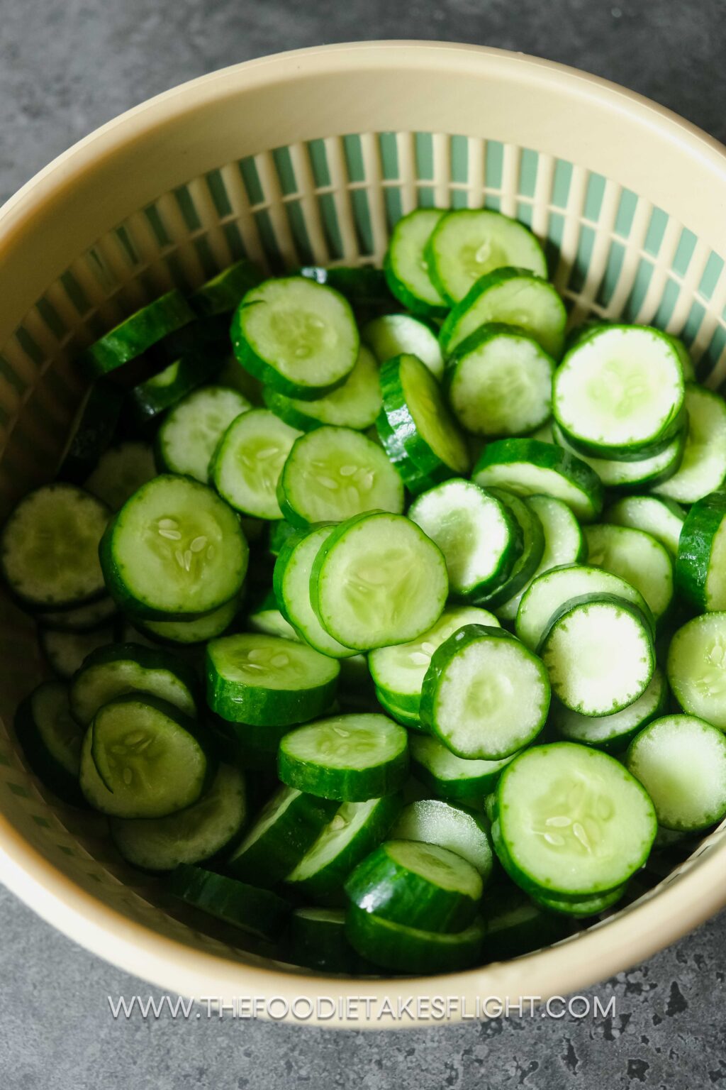 Korean Cucumber Salad (Oi Muchim, 오이무침) The Foodie Takes Flight
