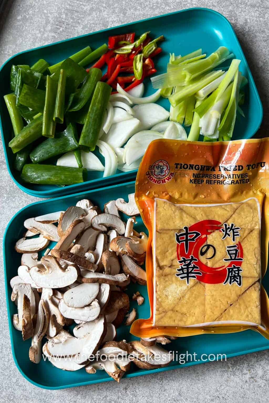 Tofu and Mushrooms in a Sweet Soy Sauce - The Foodie Takes Flight