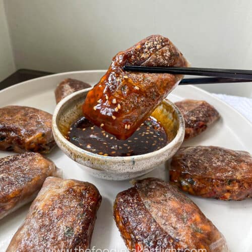 rice paper dumplings with hoisin dipping sauce