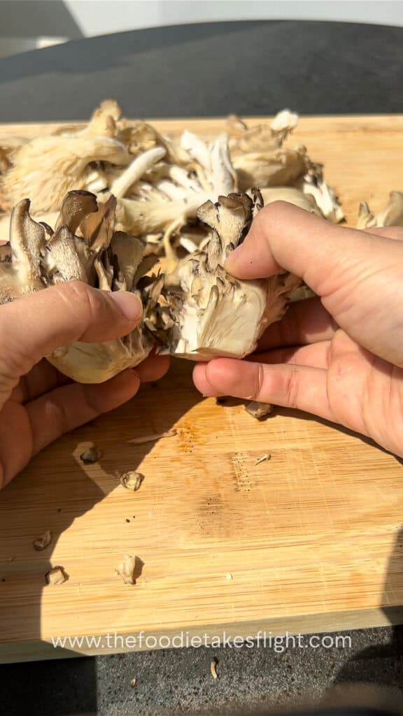 separating maitake mushrooms