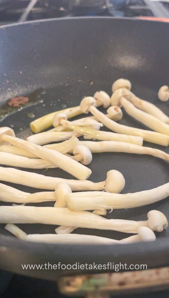 stir fried shimeji mushrooms