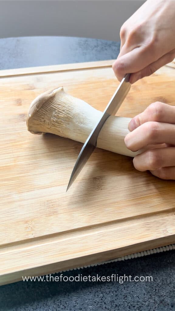 slicing king oyster mushroom
