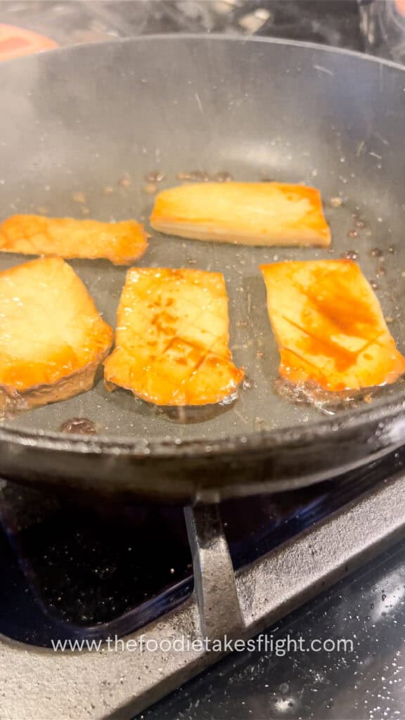 pan frying king oyster mushrooms
