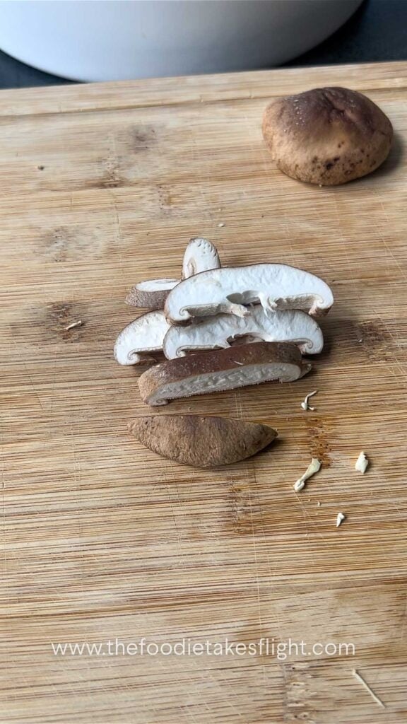 sliced shiitake mushrooms