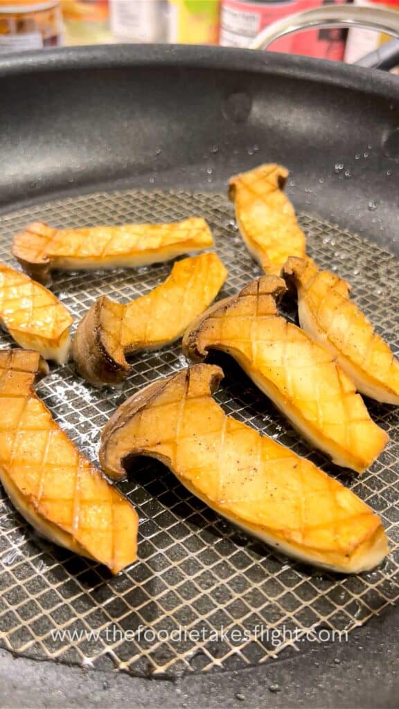 Seared king oyster mushrooms