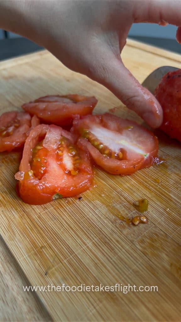 slicing tomatoes