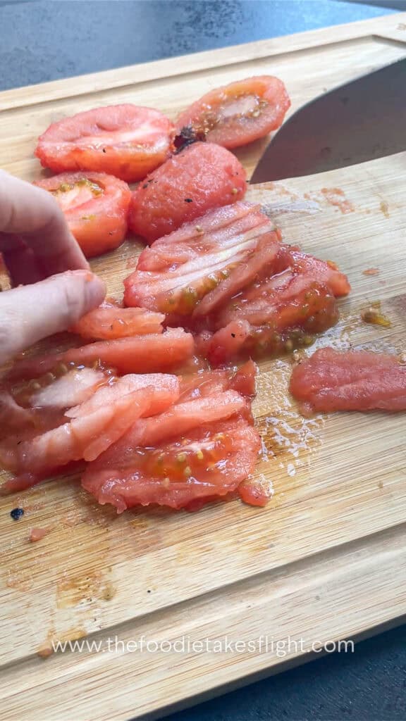 slicing tomatoes