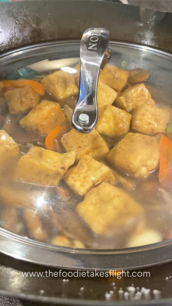 Braised Mushrooms and Tofu in Soy Ginger Garlic Sauce