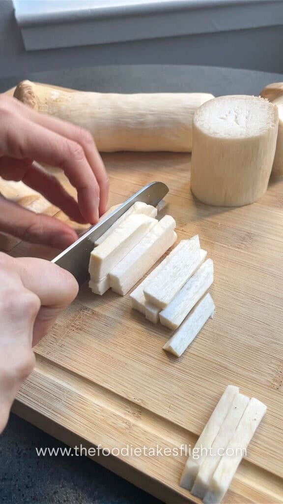 slicing king oyster mushrooms