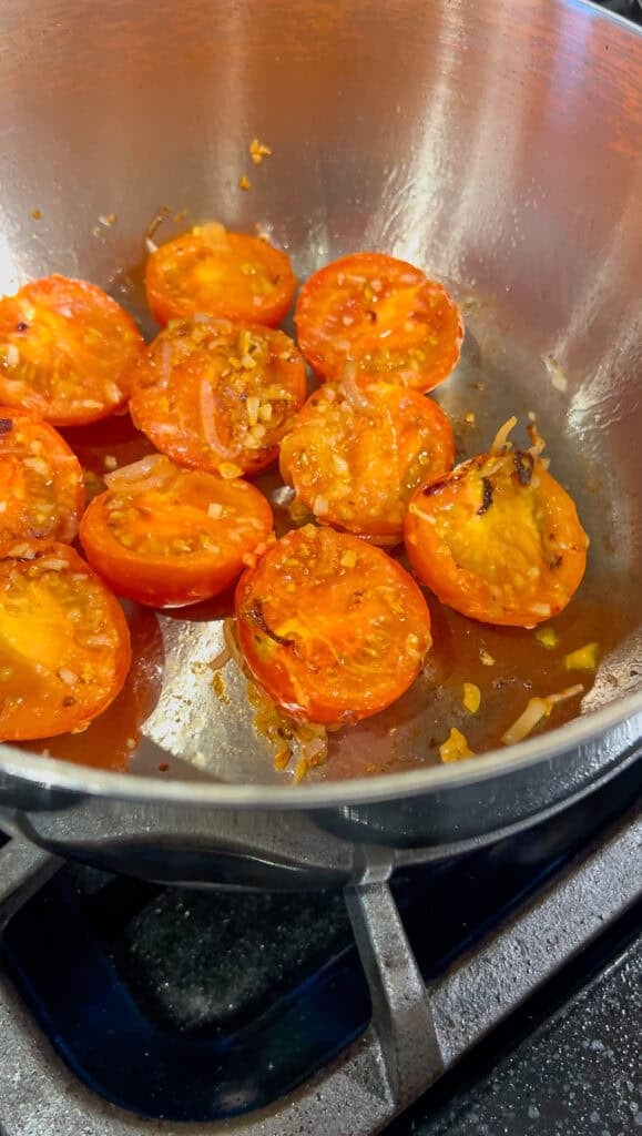 searing tomatoes with garlic and shallot