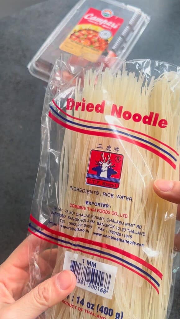 dried rice noodles
