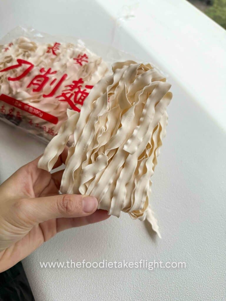 dry knife cut noodle bundle