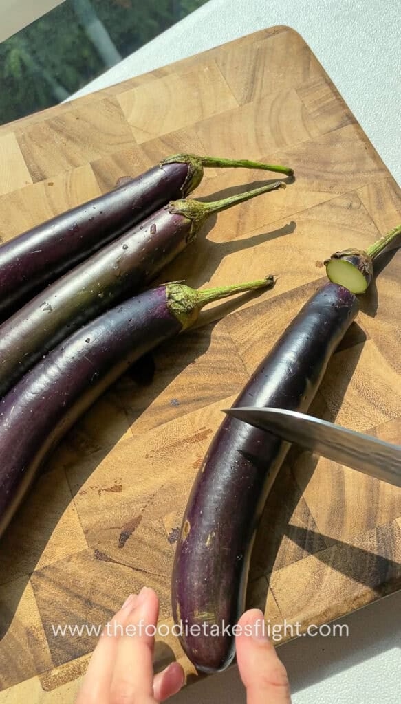Slicing Chinese eggplant