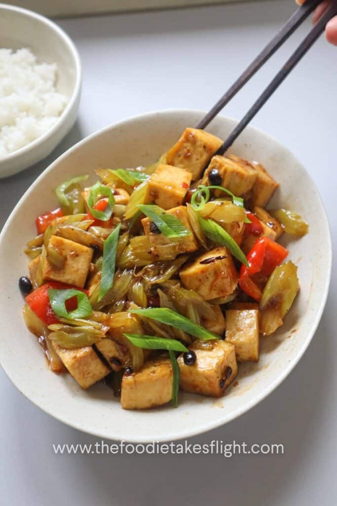 Stir-Fried Tofu and Celery: easy vegan Chinese-style stir-fry