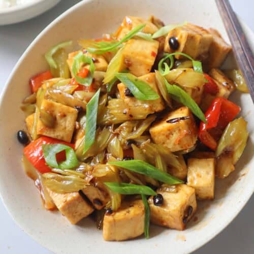 Stir-Fried Tofu and Celery: easy vegan Chinese-style stir-fry