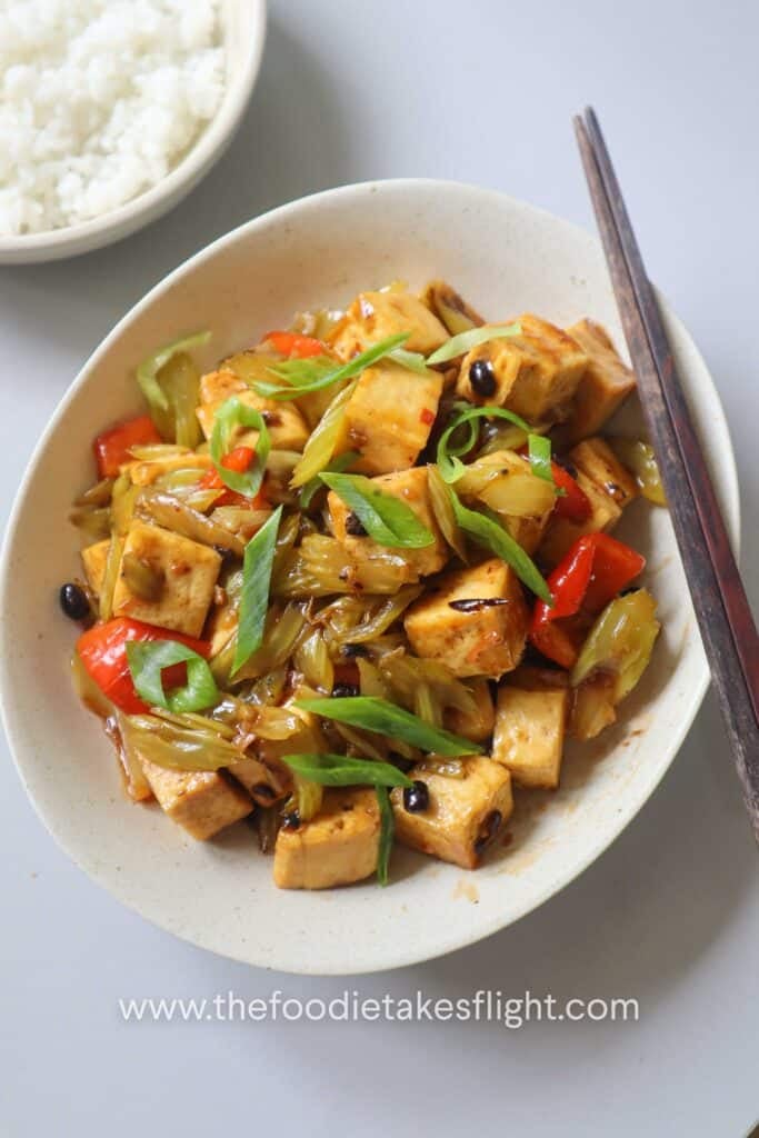 Stir-Fried Tofu and Celery: easy vegan Chinese-style stir-fry